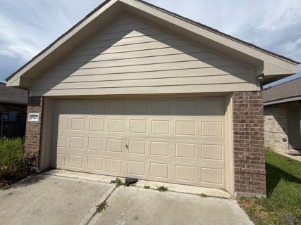 Garage exterior painting
